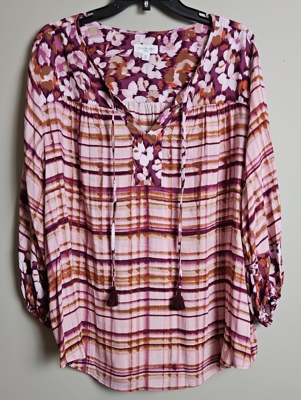 Westbound 3/4 Balloon Sleeve Yoke Tunic: Color-Brown/Pink Floral/Plaid: Size- 2X